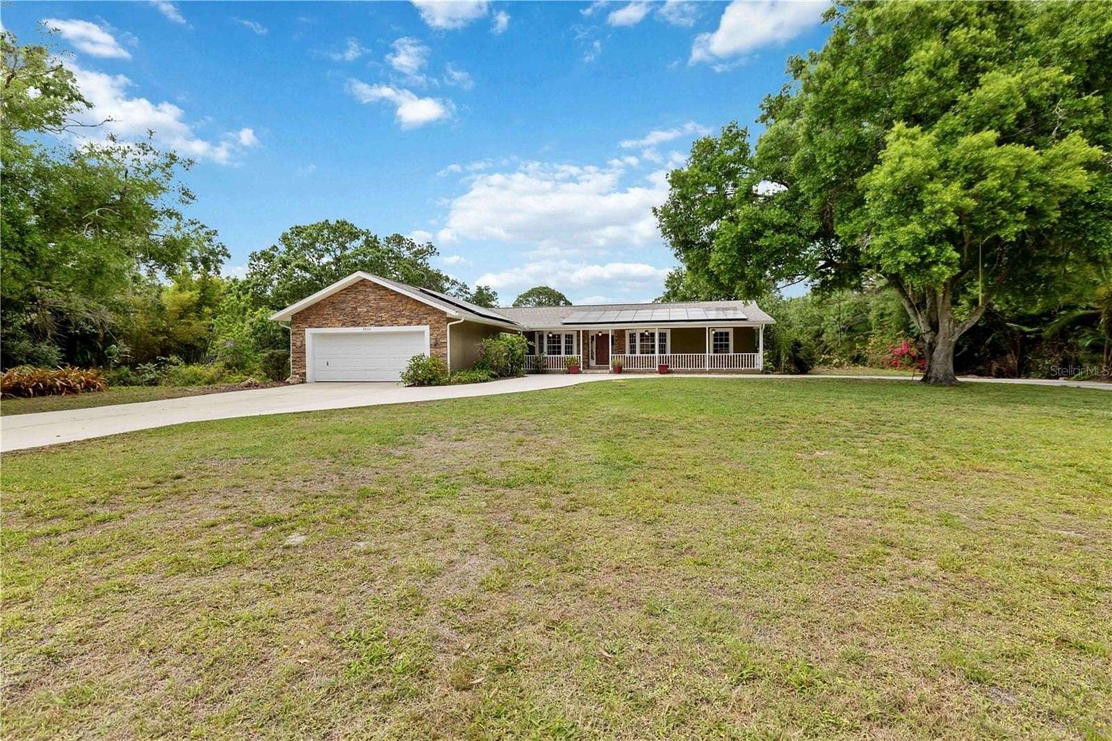 2 Acres of Land with Home for Sale in Sarasota, Florida