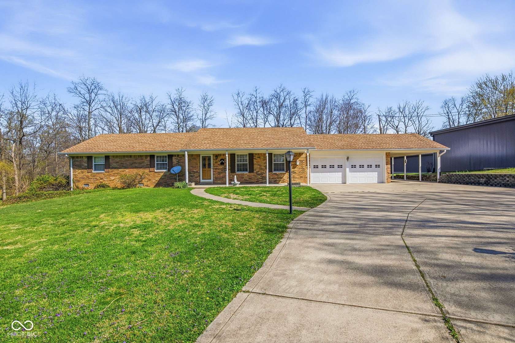 2 Acres of Land with Home for Sale in Mooresville, Indiana