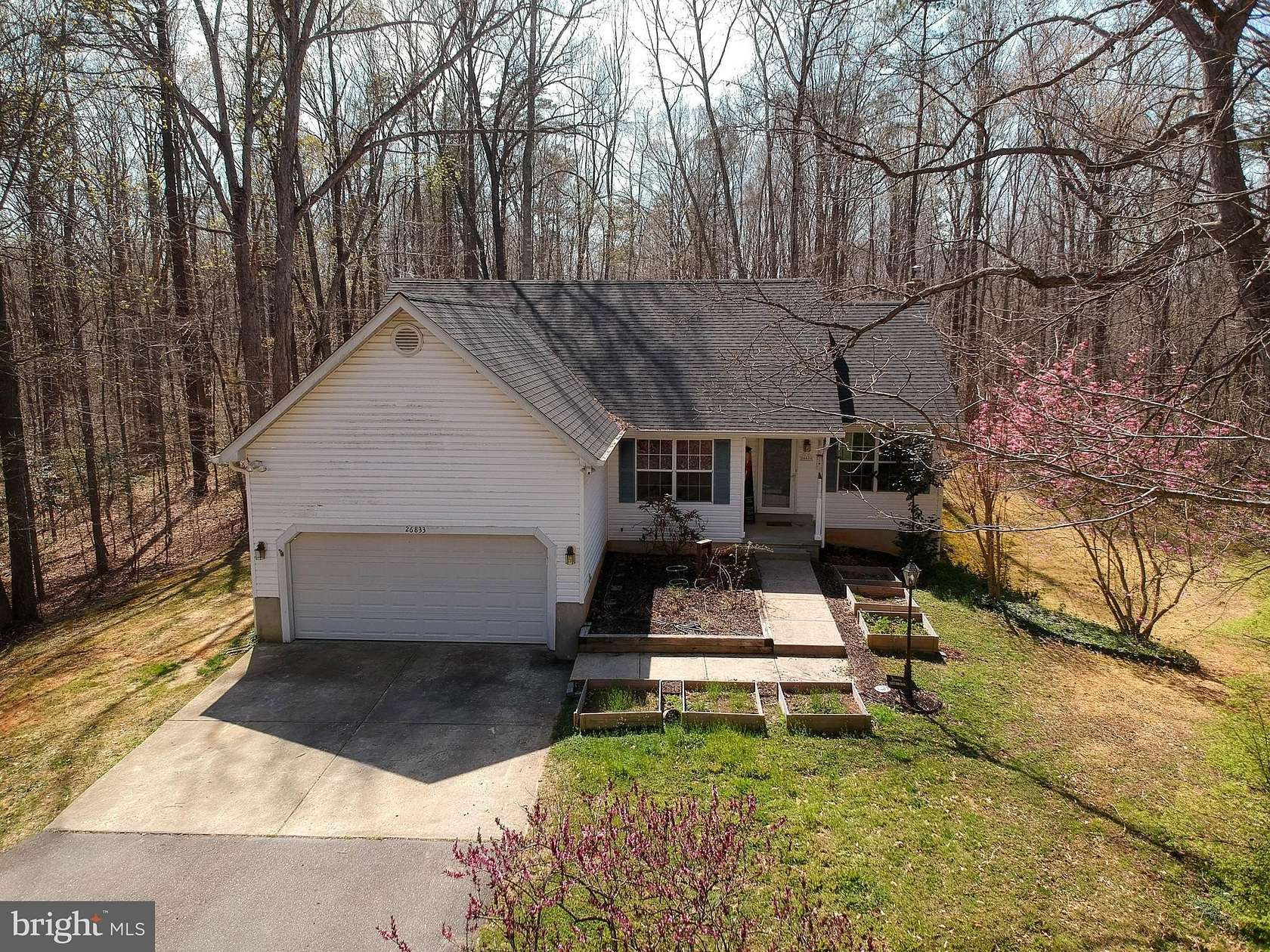 13.1 Acres of Land with Home for Sale in Mechanicsville, Maryland