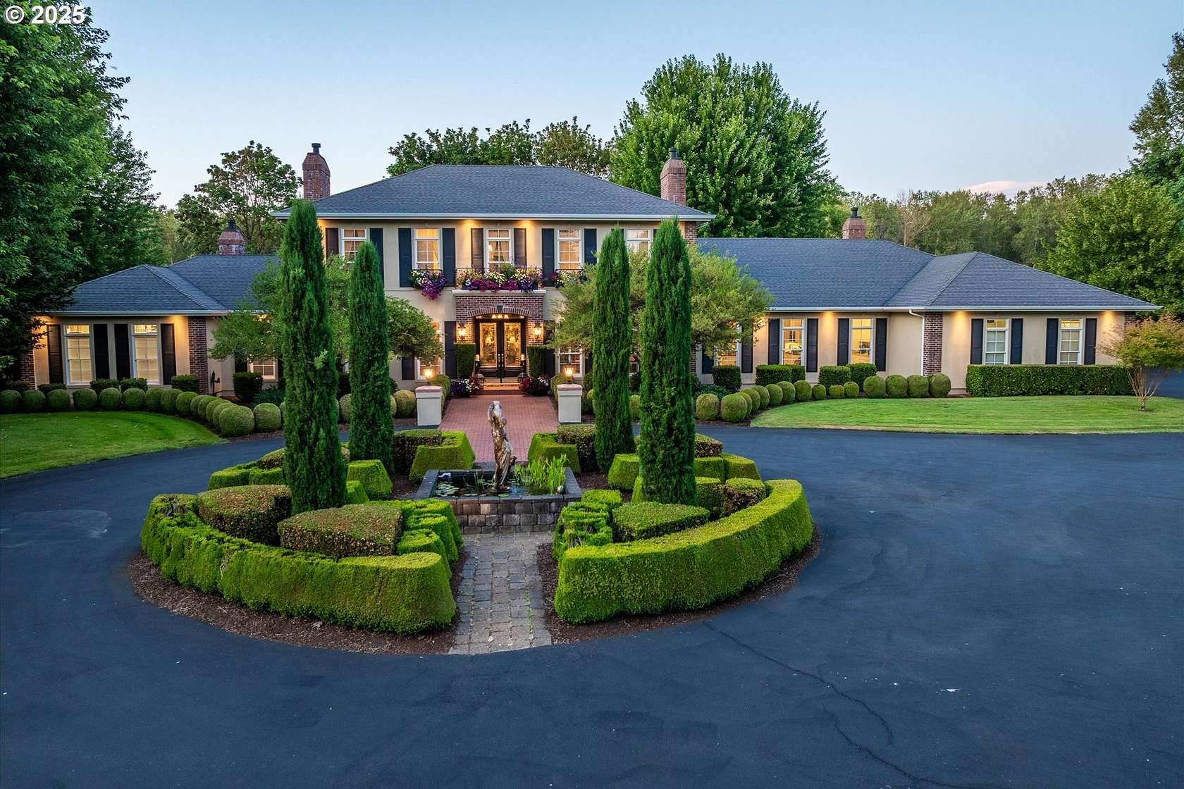 8.75 Acres of Land with Home for Sale in Albany, Oregon