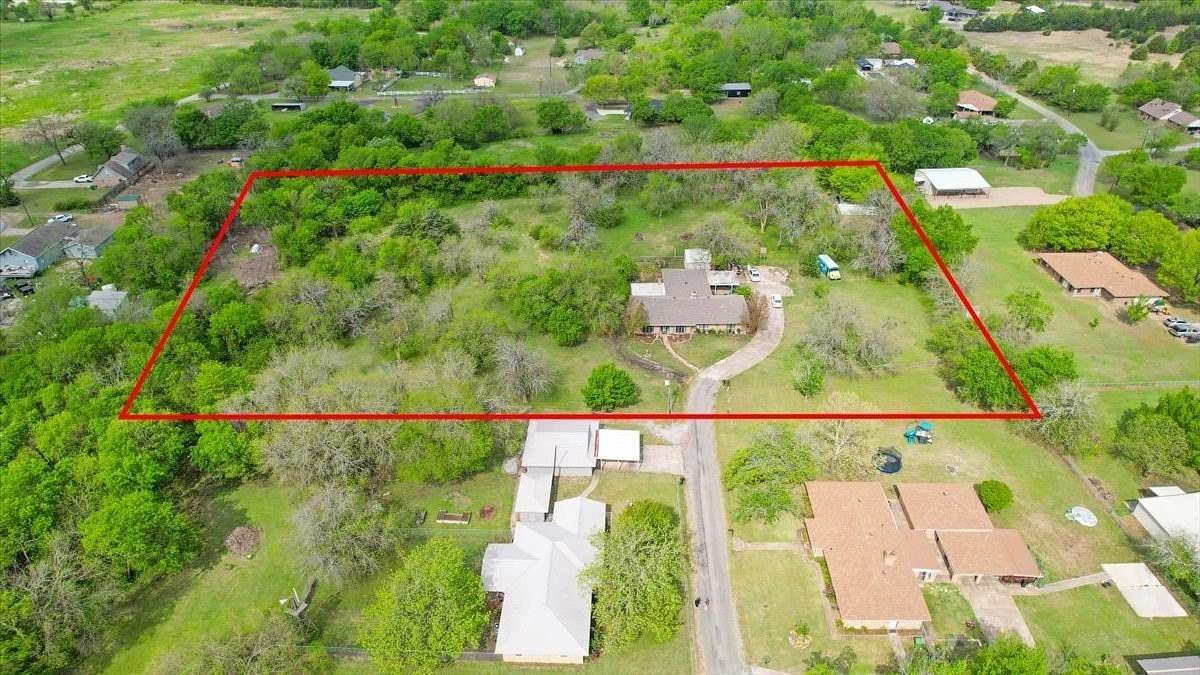 4 Acres of Land with Home for Sale in Tom Bean, Texas