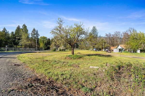 1 Acre of Residential Land for Sale in Kerby, Oregon