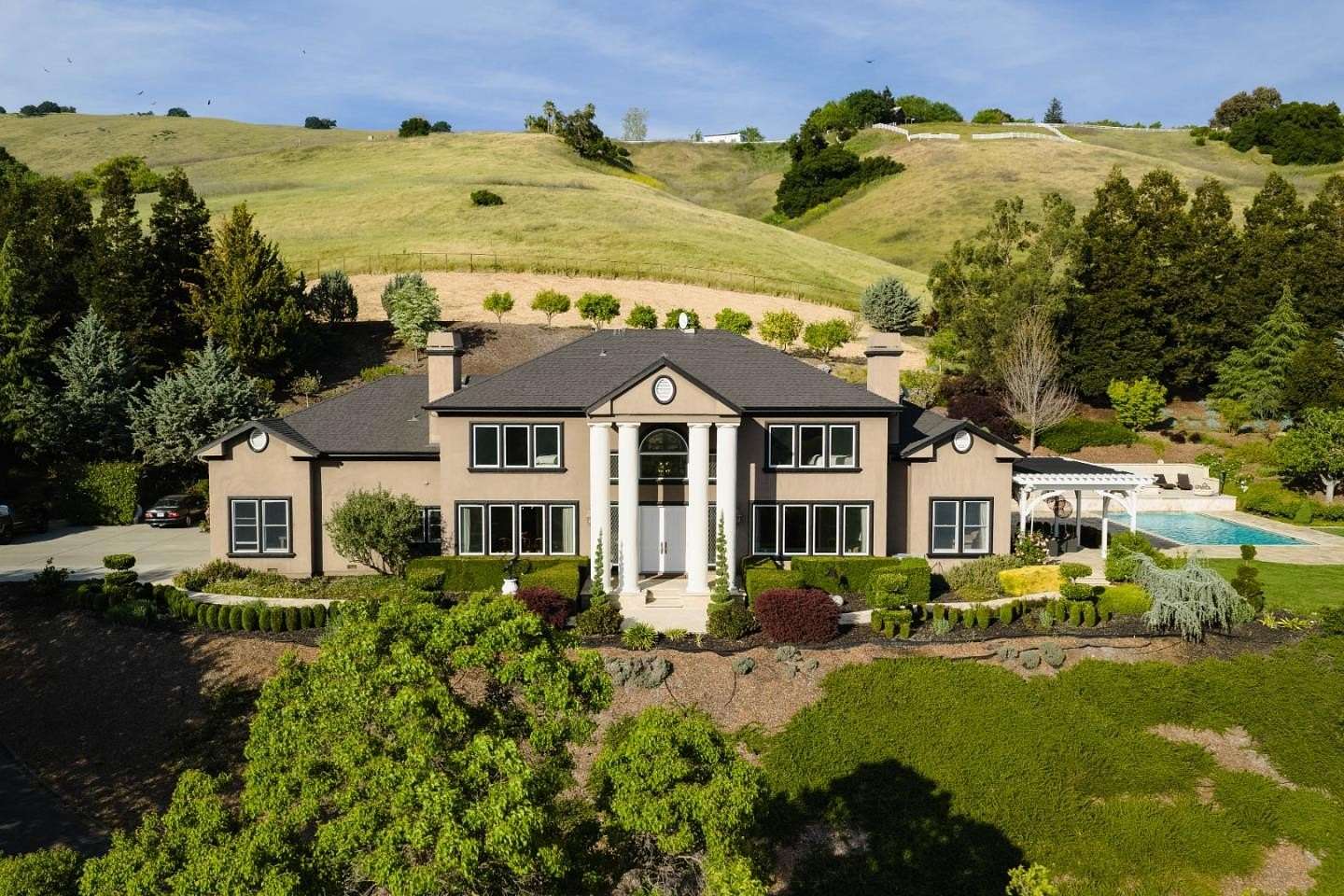 10 Acres of Recreational Land with Home for Sale in Gilroy, California