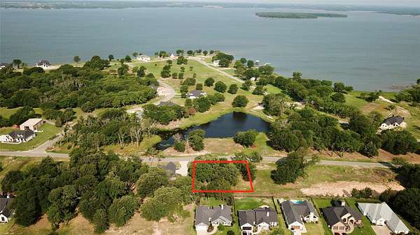 0.46 Acres of Residential Land for Sale in Mabank, Texas