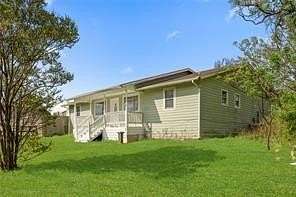 10 Acres of Land with Home for Lease in Princeton, Texas