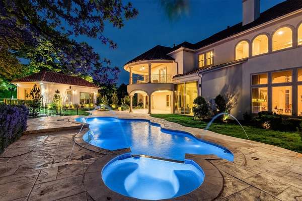 1.82 Acres of Land with Home for Sale in Flower Mound, Texas