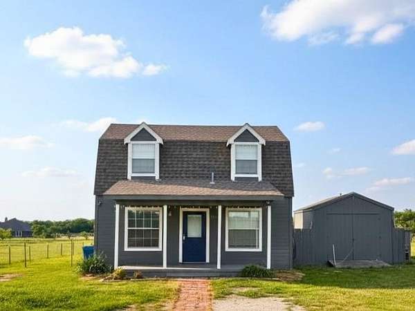 2.86 Acres of Land with Home for Lease in Argyle, Texas