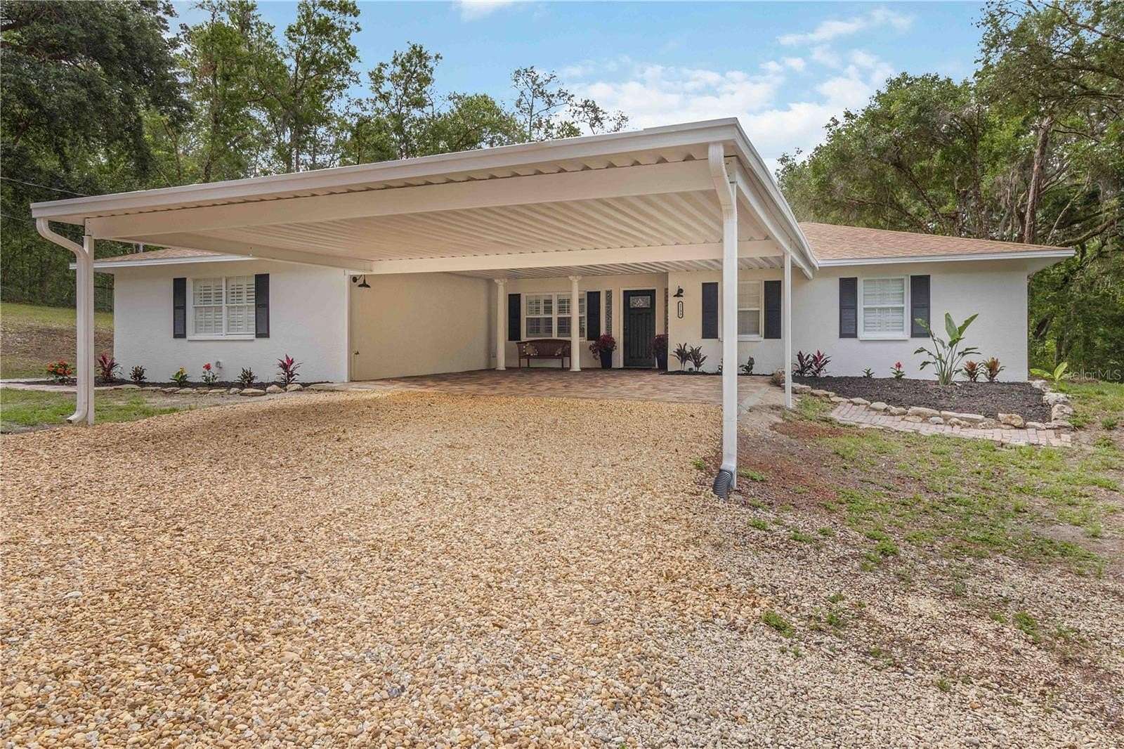 2.5 Acres of Land with Home for Sale in Brooksville, Florida