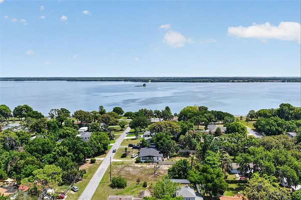 0.26 Acres of Residential Land for Sale in Howey-in-the-Hills, Florida