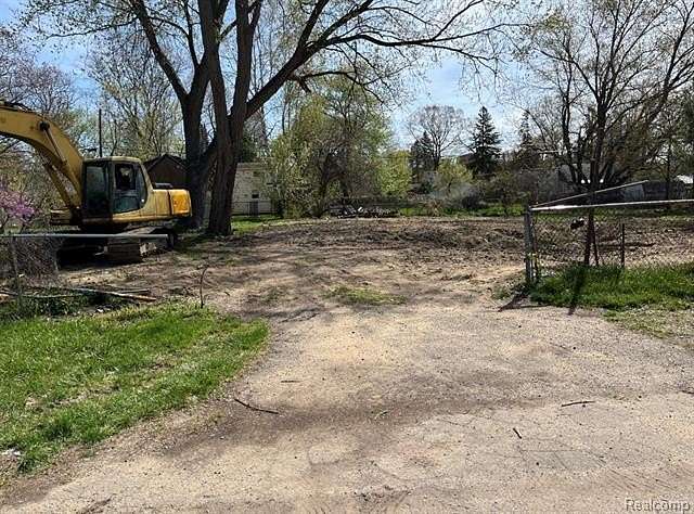 0.19 Acres of Residential Land for Sale in Farmington Hills, Michigan