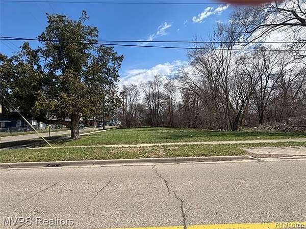 0.14 Acres of Residential Land for Sale in Pontiac, Michigan