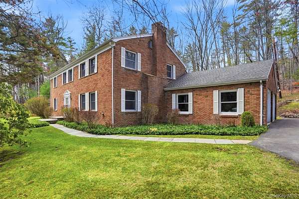 12 Acres of Land with Home for Sale in Woodstock, New York