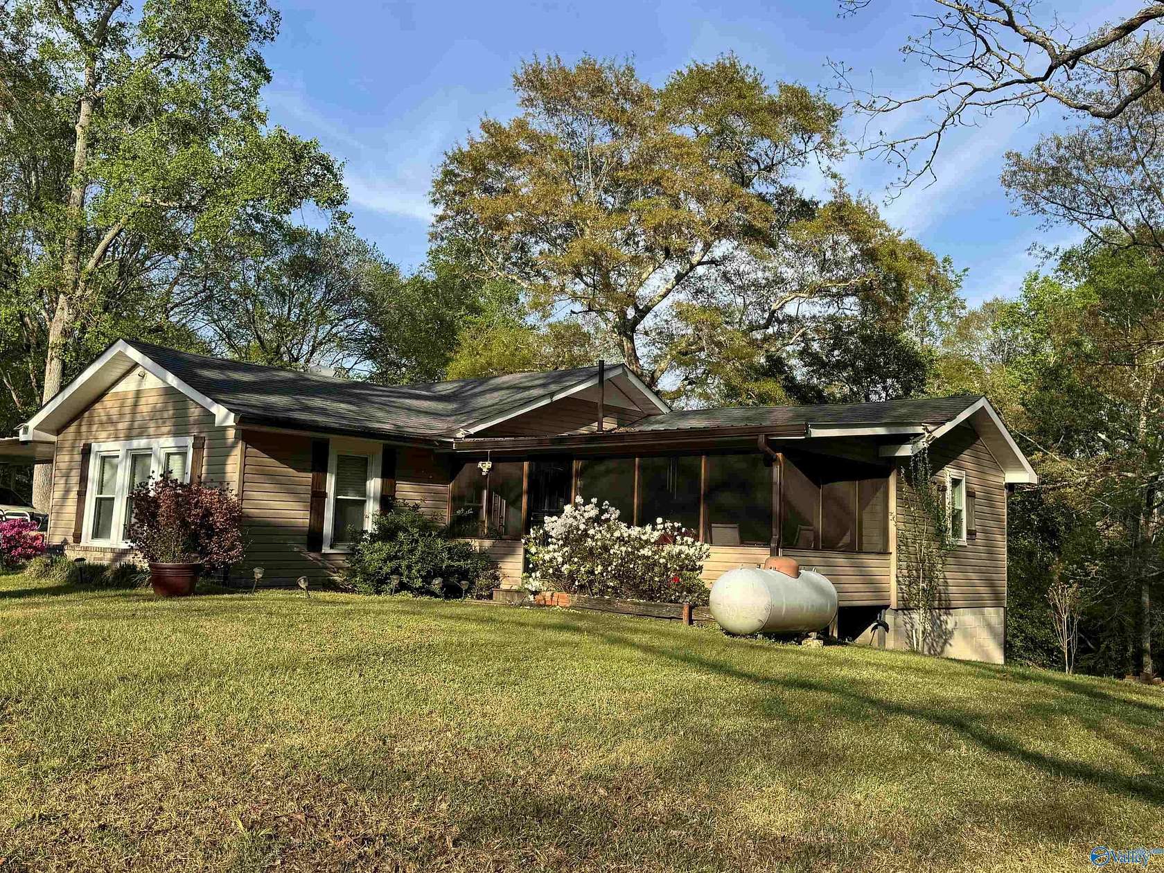 2 Acres of Land with Home for Sale in Gadsden, Alabama