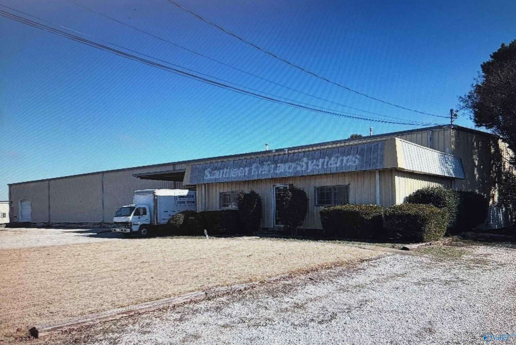 3 Acres of Improved Mixed-Use Land for Sale in Decatur, Alabama