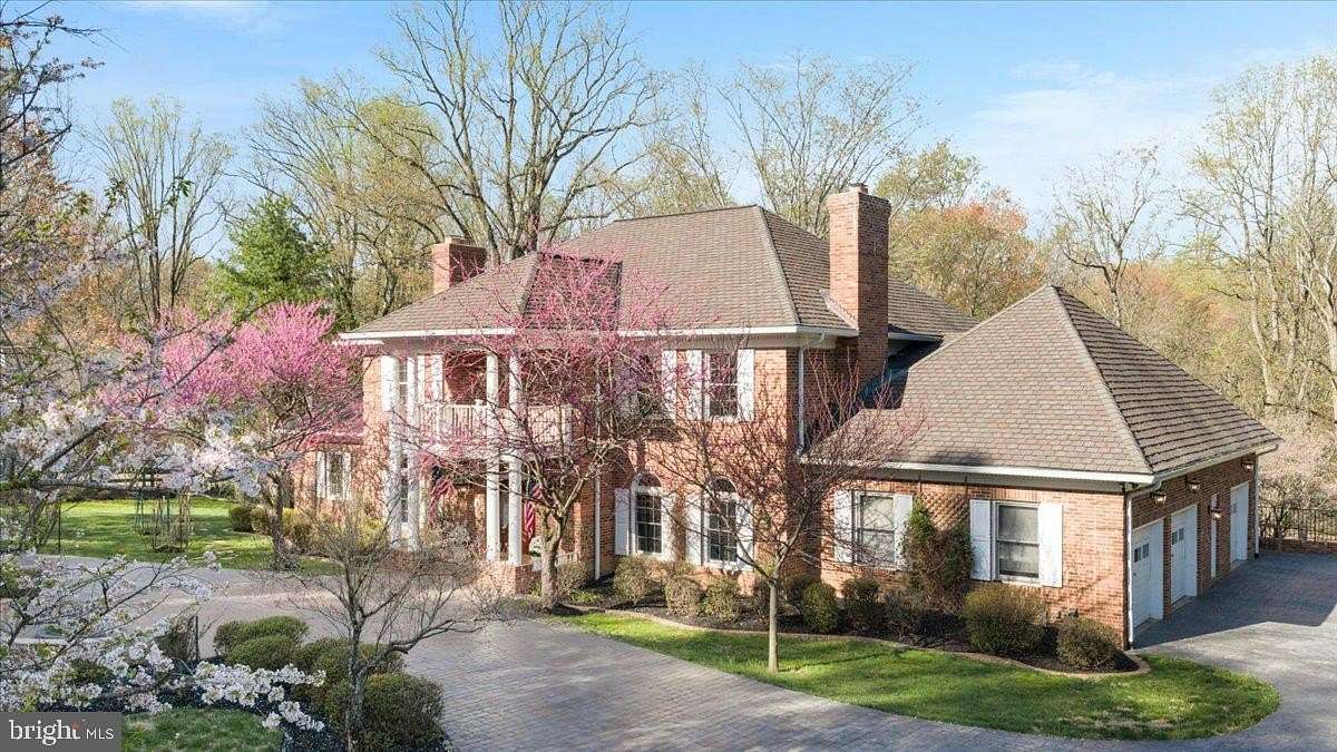 2 Acres of Land with Home for Sale in Great Falls, Virginia