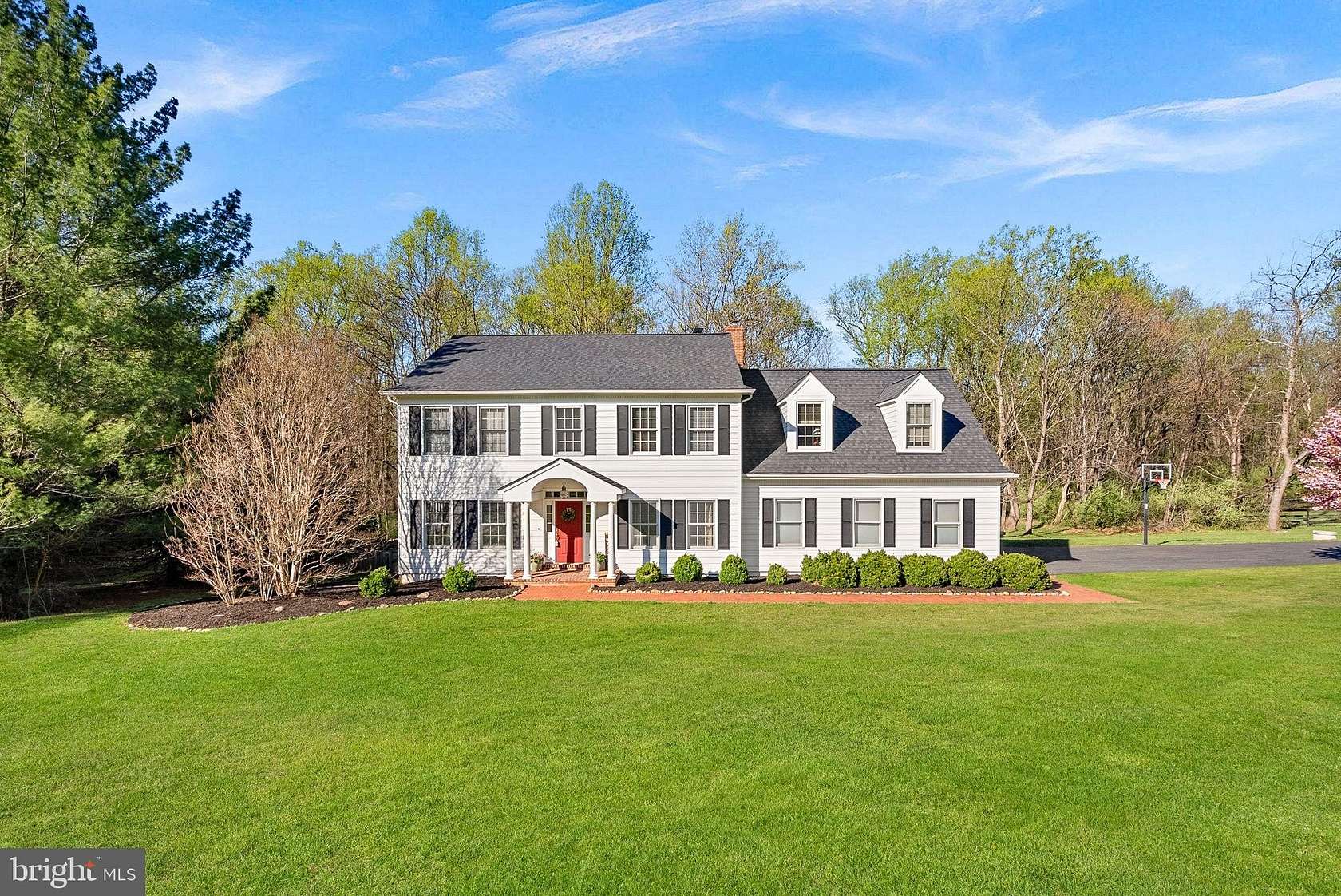 3.2 Acres of Land with Home for Sale in Leesburg, Virginia