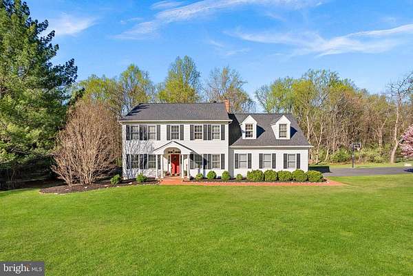 3.2 Acres of Land with Home for Sale in Leesburg, Virginia