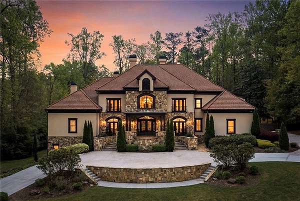 2.2 Acres of Land with Home for Sale in Atlanta, Georgia