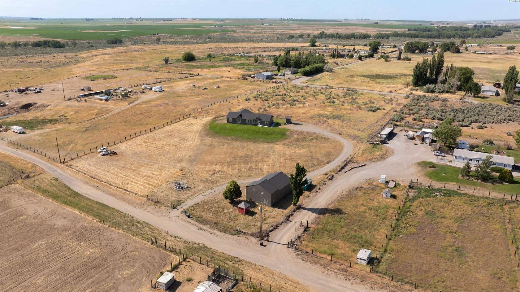 5 Acres of Land with Home for Sale in Pasco, Washington