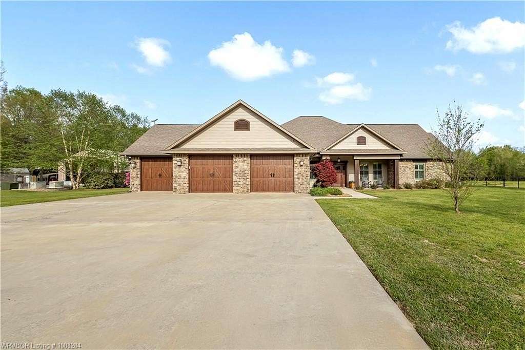 34.8 Acres of Land with Home for Sale in De Queen, Arkansas