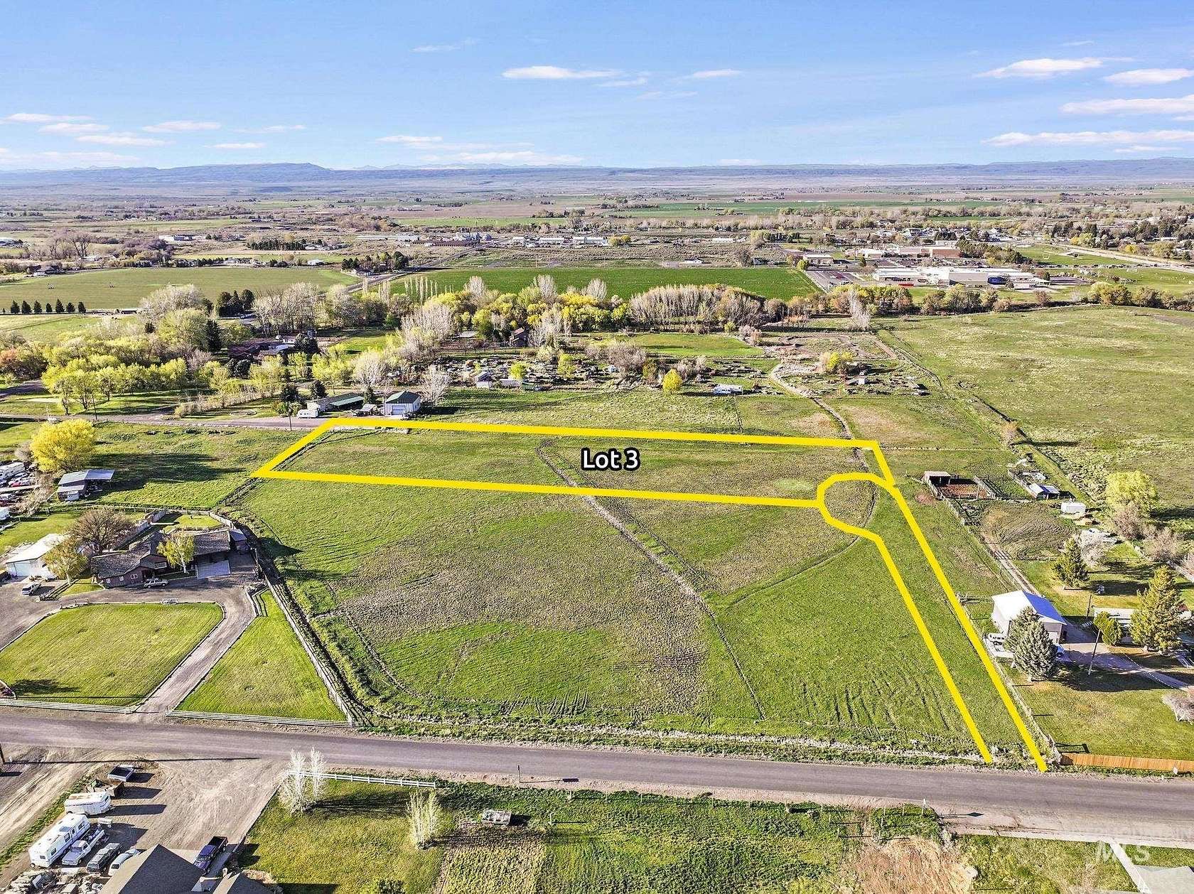 2.28 Acres of Residential Land for Sale in Gooding, Idaho