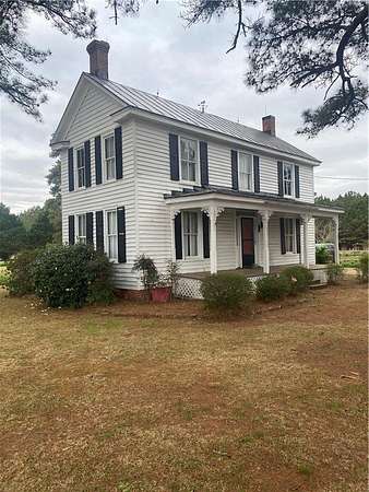 12 Acres of Land with Home for Sale in Suffolk, Virginia