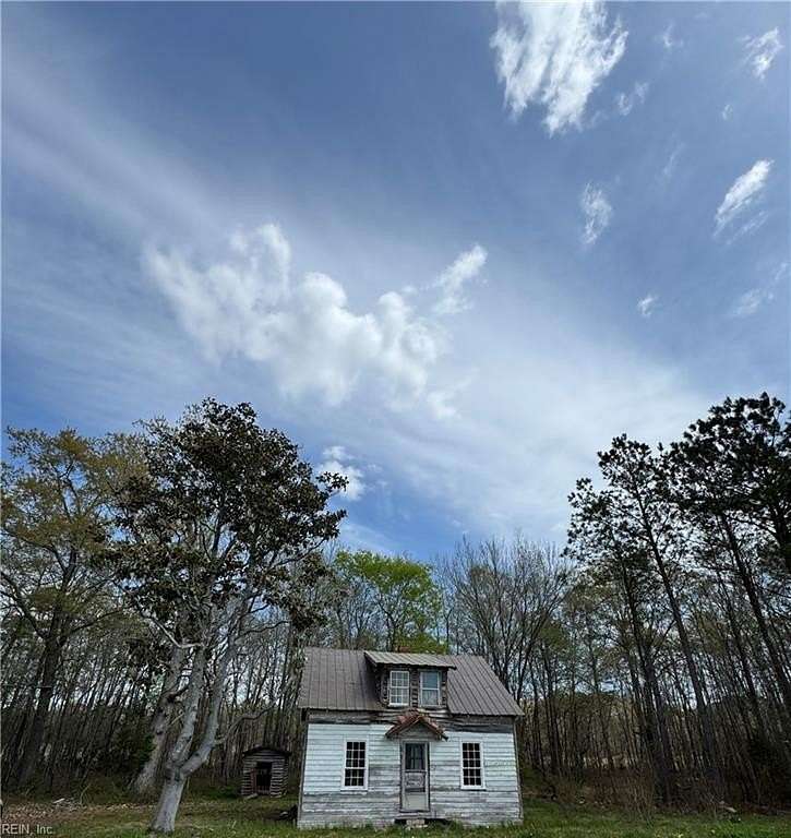 4.5 Acres of Land for Sale in Surry, Virginia