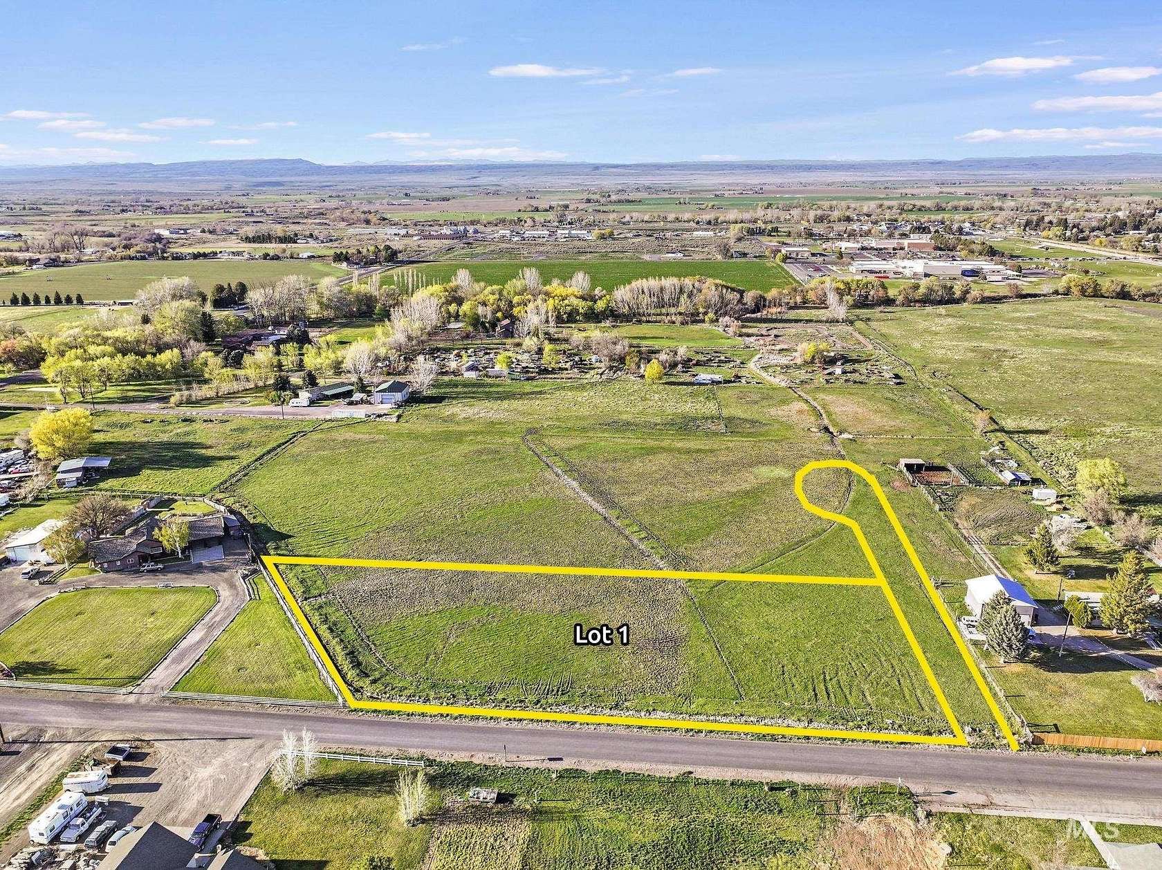 2.28 Acres of Residential Land for Sale in Gooding, Idaho