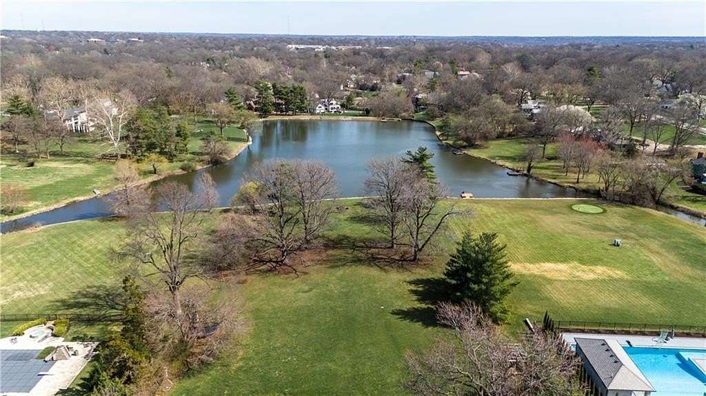 3.6 Acres of Residential Land for Sale in Leawood, Kansas