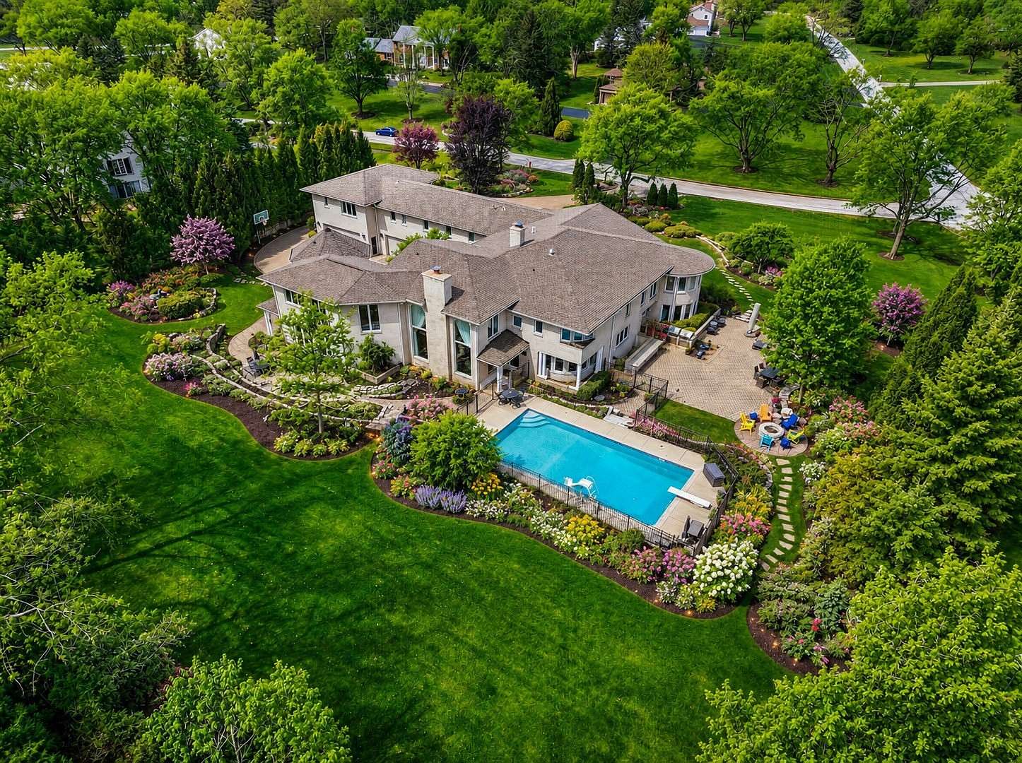 1.54 Acres of Land with Home for Sale in Inverness, Illinois