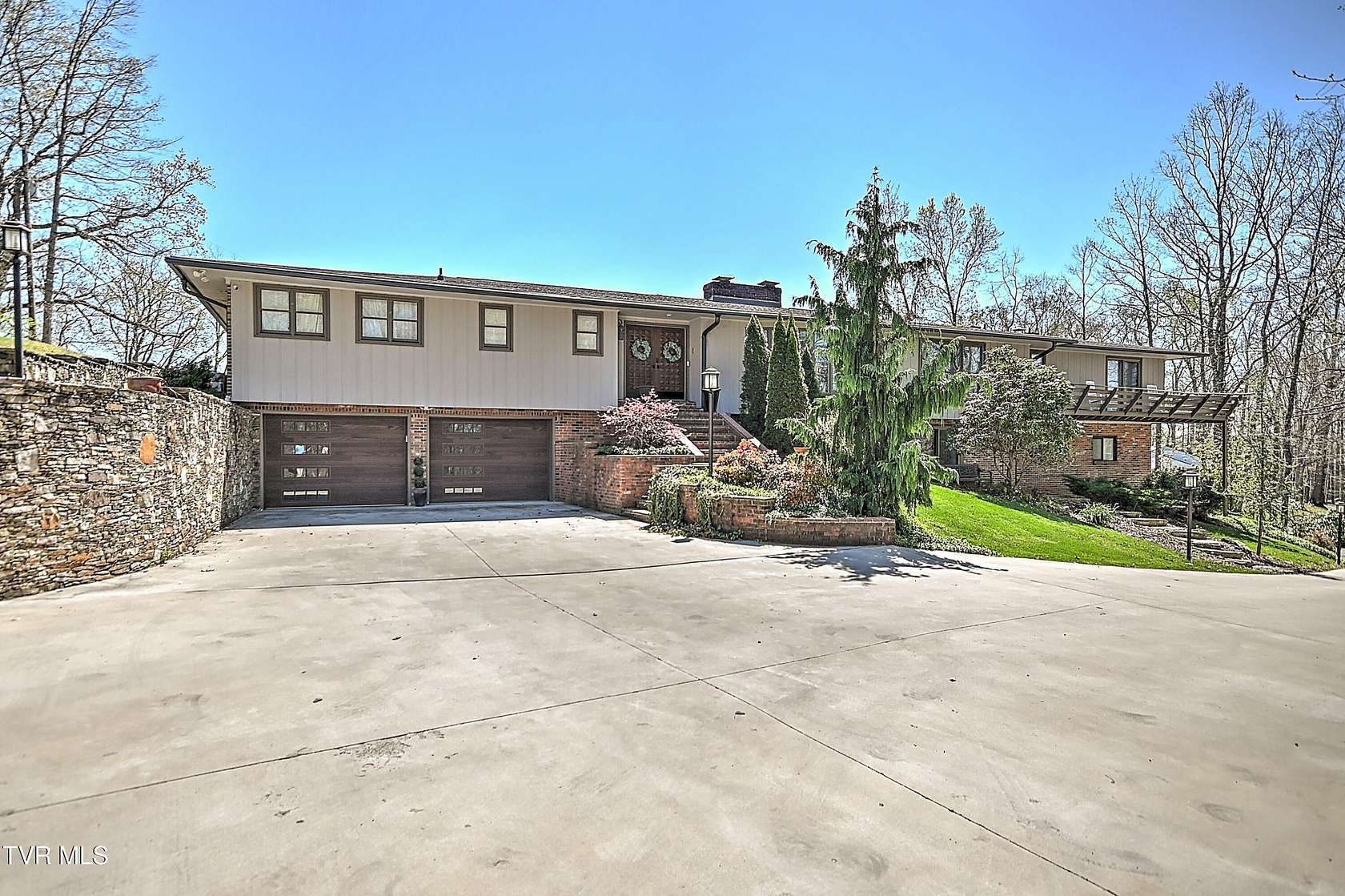 1.63 Acres of Land with Home for Sale in Bristol, Tennessee