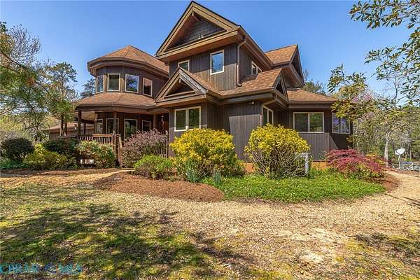 3 Acres of Land with Home for Sale in Reedville, Virginia