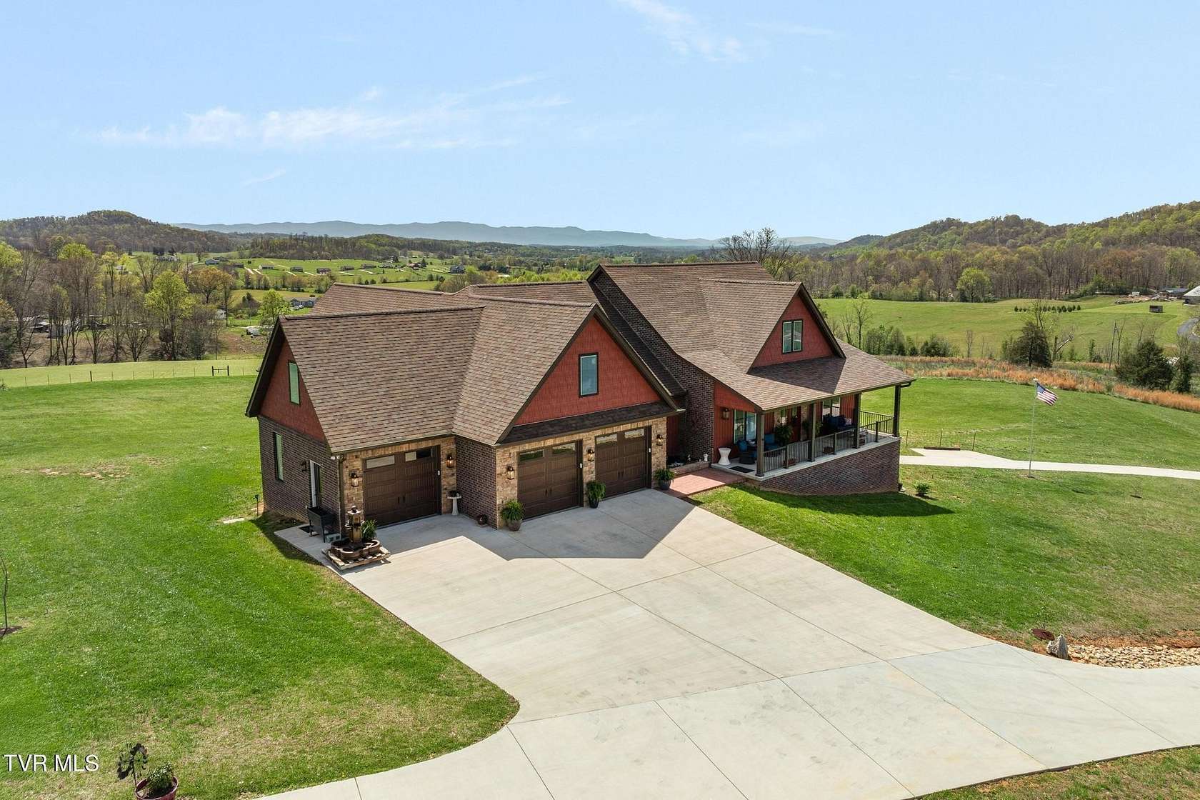 5 Acres of Land with Home for Sale in Jonesborough, Tennessee