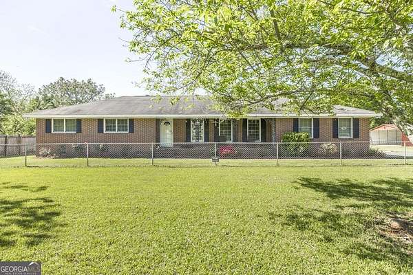 6.67 Acres of Land with Home for Sale in Warner Robins, Georgia