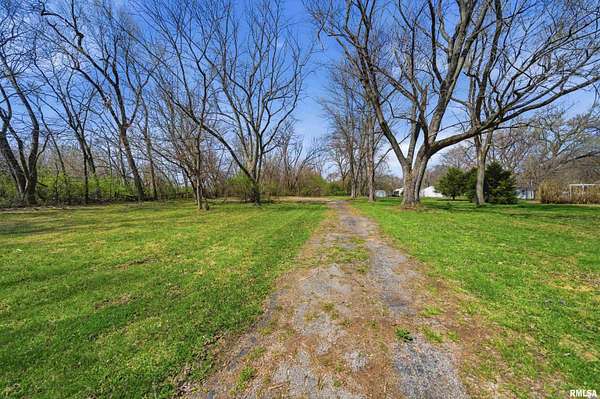 1 Acre of Residential Land for Sale in Peoria, Illinois