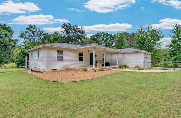 3.18 Acres of Land with Home for Sale in Cookeville, Tennessee