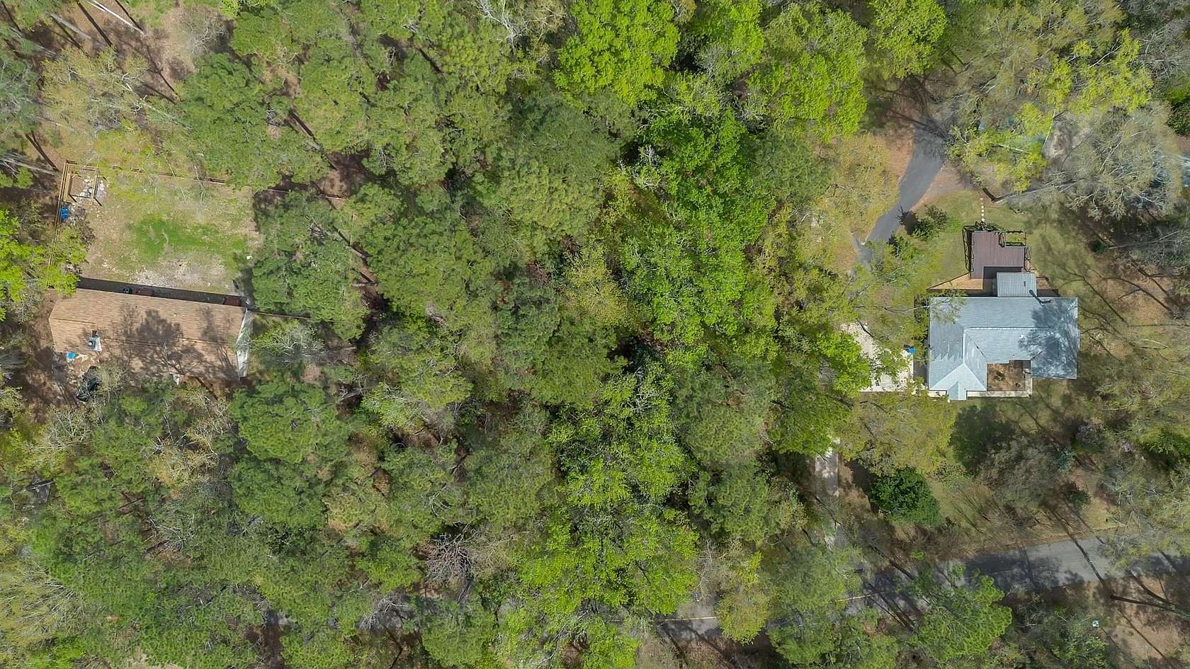 1.56 Acres of Residential Land for Sale in Havana, Florida