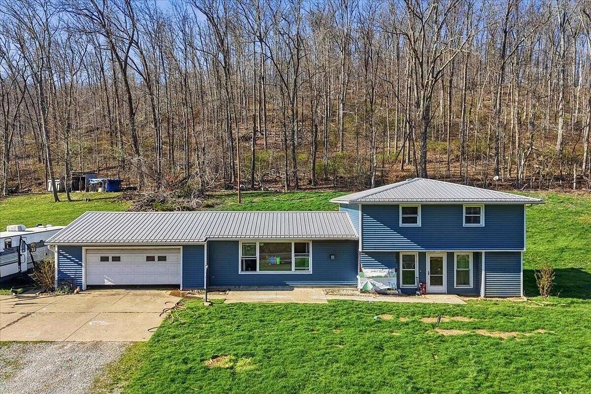 2.18 Acres of Land with Home for Sale in Warsaw, Ohio