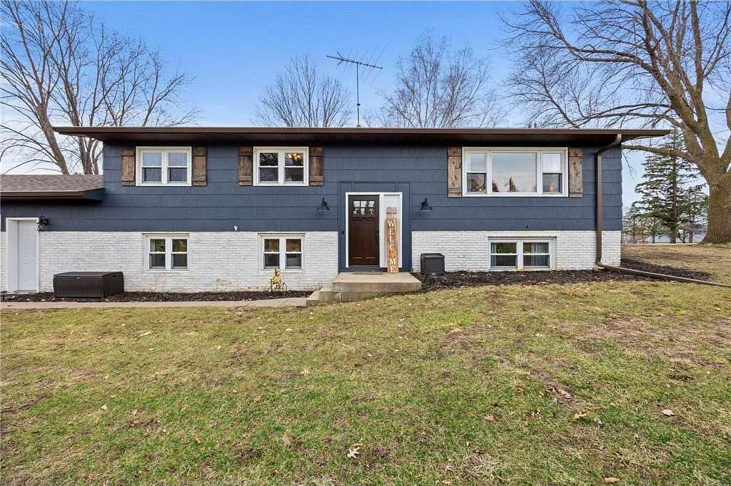 1.5 Acres of Land with Home for Sale in Hutchinson, Minnesota