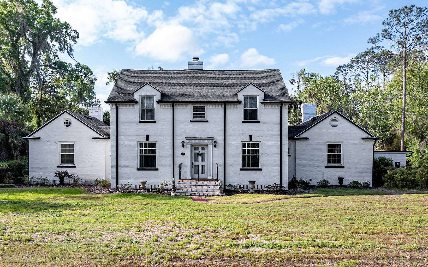 2.58 Acres of Land with Home for Sale in Live Oak, Florida