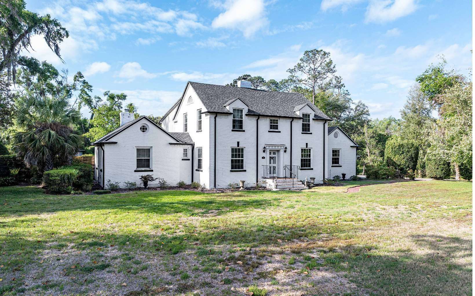 2.58 Acres of Land with Home for Sale in Live Oak, Florida