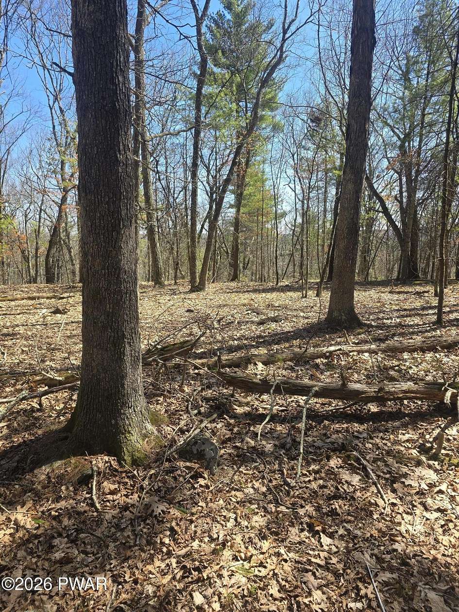 7.62 Acres of Residential Land for Sale in Hawley, Pennsylvania