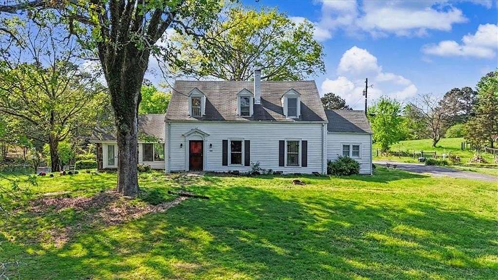 8.24 Acres of Land with Home for Sale in Summerville, Georgia