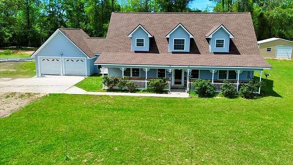 1.65 Acres of Land with Home for Sale in Newton, Texas