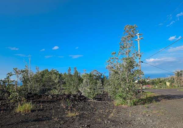 1 Acre of Land for Sale in Hawaiian Ocean View, Hawaii