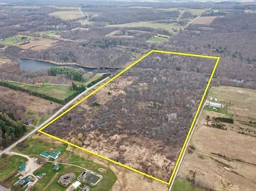 95 Acres of Recreational Land for Sale in Coolbaugh Township, Pennsylvania