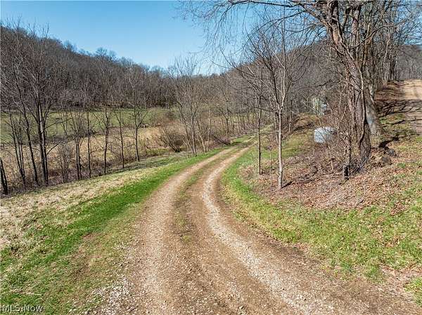 21.1 Acres of Recreational Land for Auction in Killbuck, Ohio