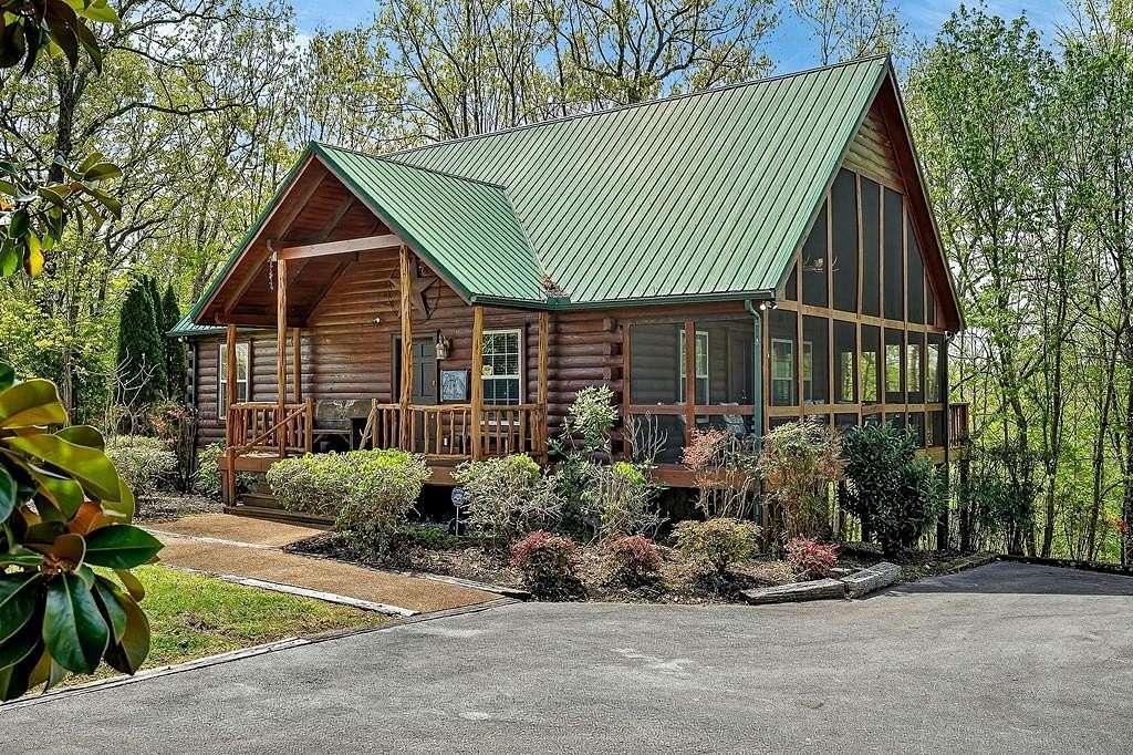 75 Acres of Recreational Land with Home for Sale in Liberty, Tennessee