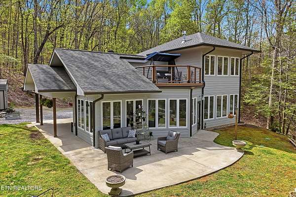 5 Acres of Land with Home for Sale in Maryville, Tennessee