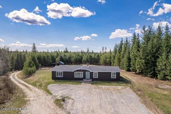 7 Acres of Land with Home for Sale in Sandpoint, Idaho